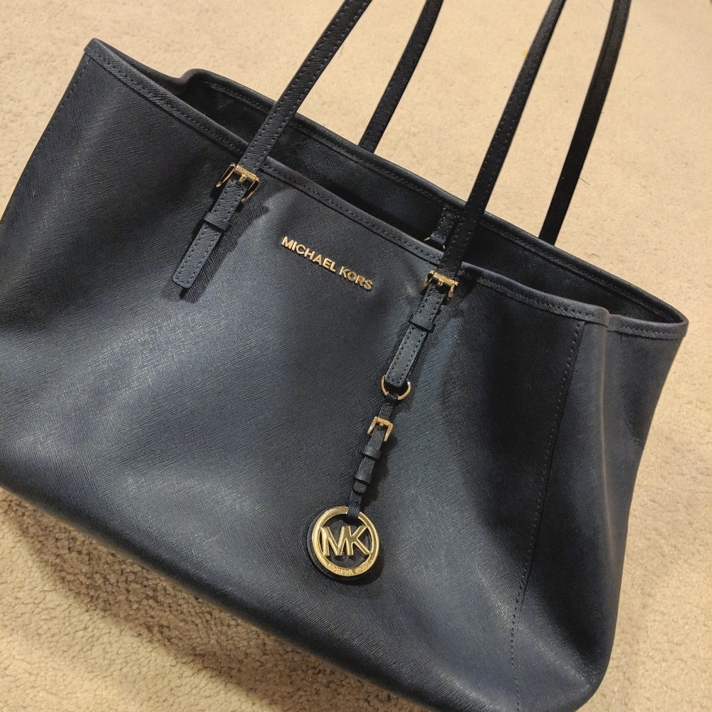 Blue michael kors shoulder bag